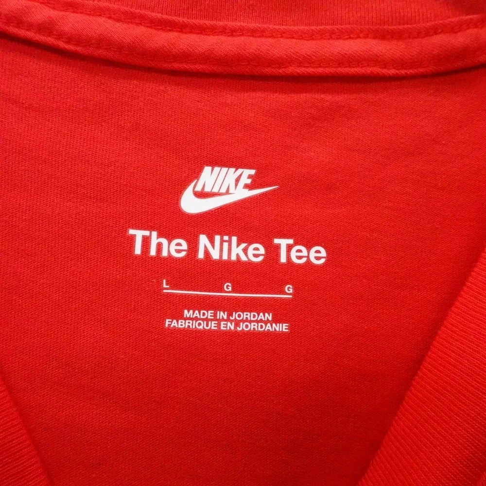 Nike Mens Tee Shirt Red‎ Short Sleeve Embroidered Futura Logo Large NEW